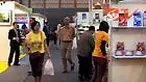 MUI menyatakan makanan dengan sertifikasi halal layak dikonsumsi. Dalam Pameran Bisnis dan Makanan Halal di Balai JCC Jakarta, masyarakat bisa mengenal produk yang halal dan haram. 