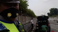 Viral Polisi Tak Ada Saat Bantu Ban Pecah di Jaksel, Ini Penjelasannya