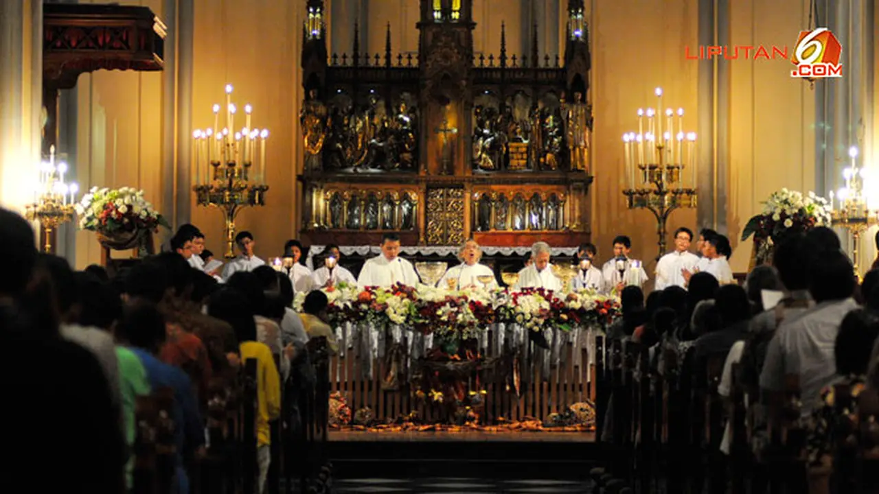 misa-natal4-121225a.jpg
