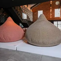 Valentino menggandeng seniman asal Thailand untuk menggarap karya seni dengan bentuk payudara (Valentino)