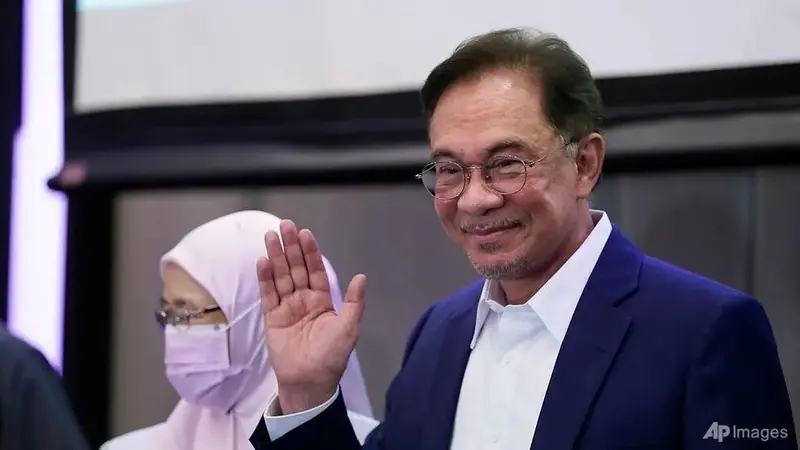 Anwar Ibrahim.