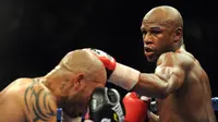 Floyed Mayweather vs Miguel Cotto (FREDERIC J. BROWN / AFP)