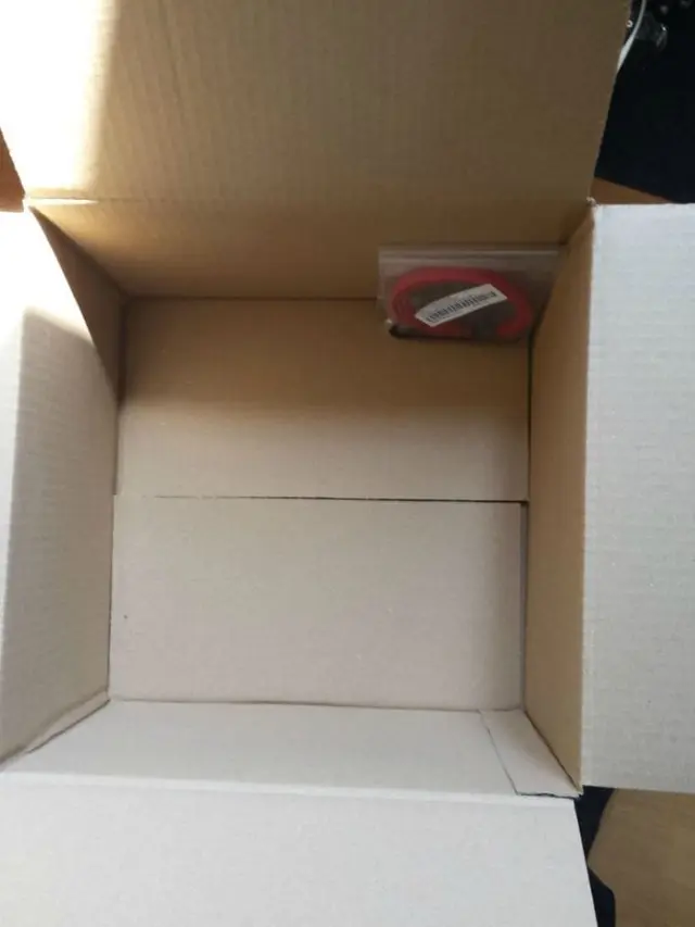 Tak Biasa, 6 Potret Packing Online Shop Ini Bikin Geleng Kepala