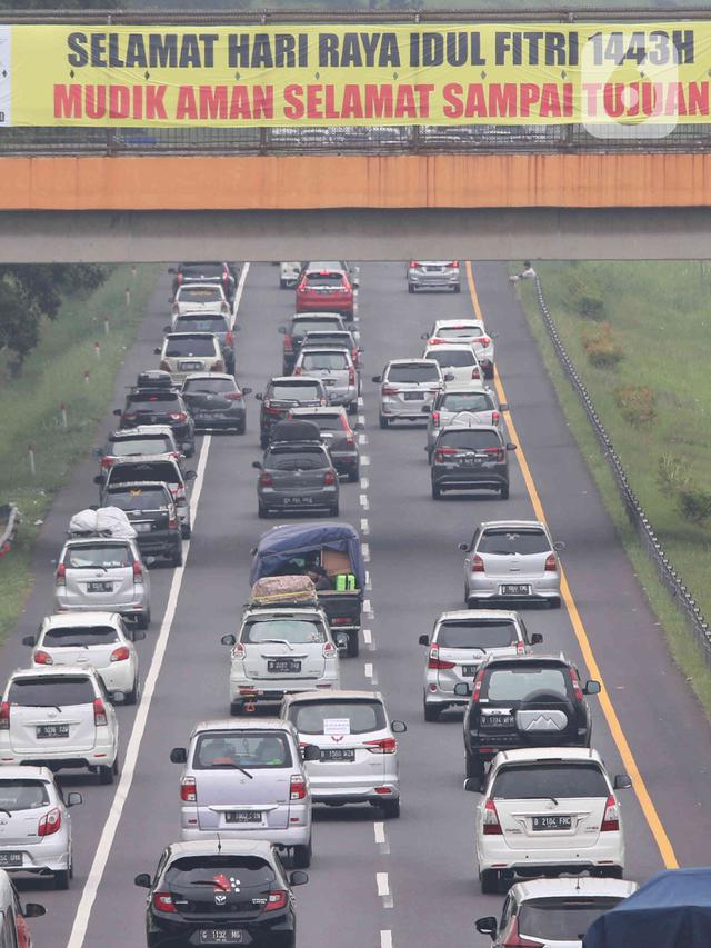 Tol Jakarta-Cikampek Terapkan Contraflow