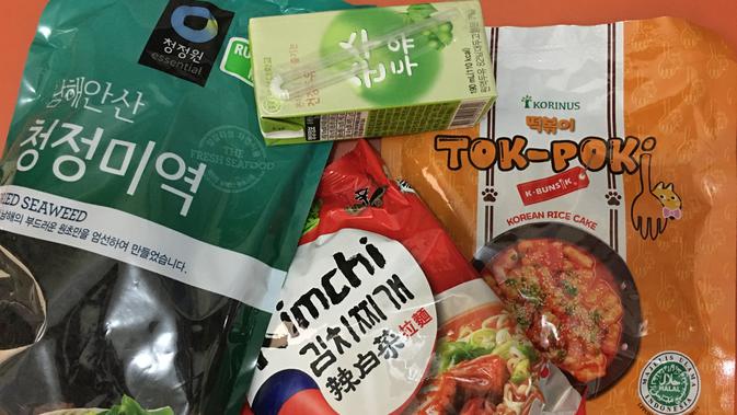Produk makanan dan minuman khas Korea Selatan. (Liputan6.com/Putu Elmira)