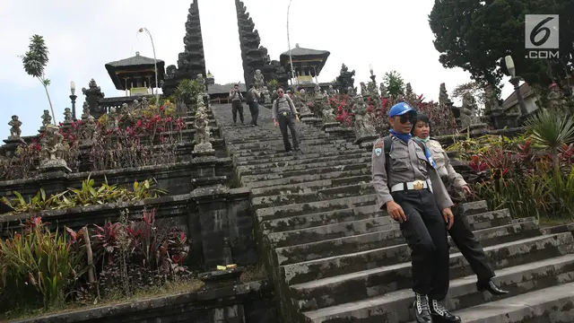 Masuk Kawasan Rawan Bencana 3, Komplek Pura Terbesar di Bali Sepi Aktivitas