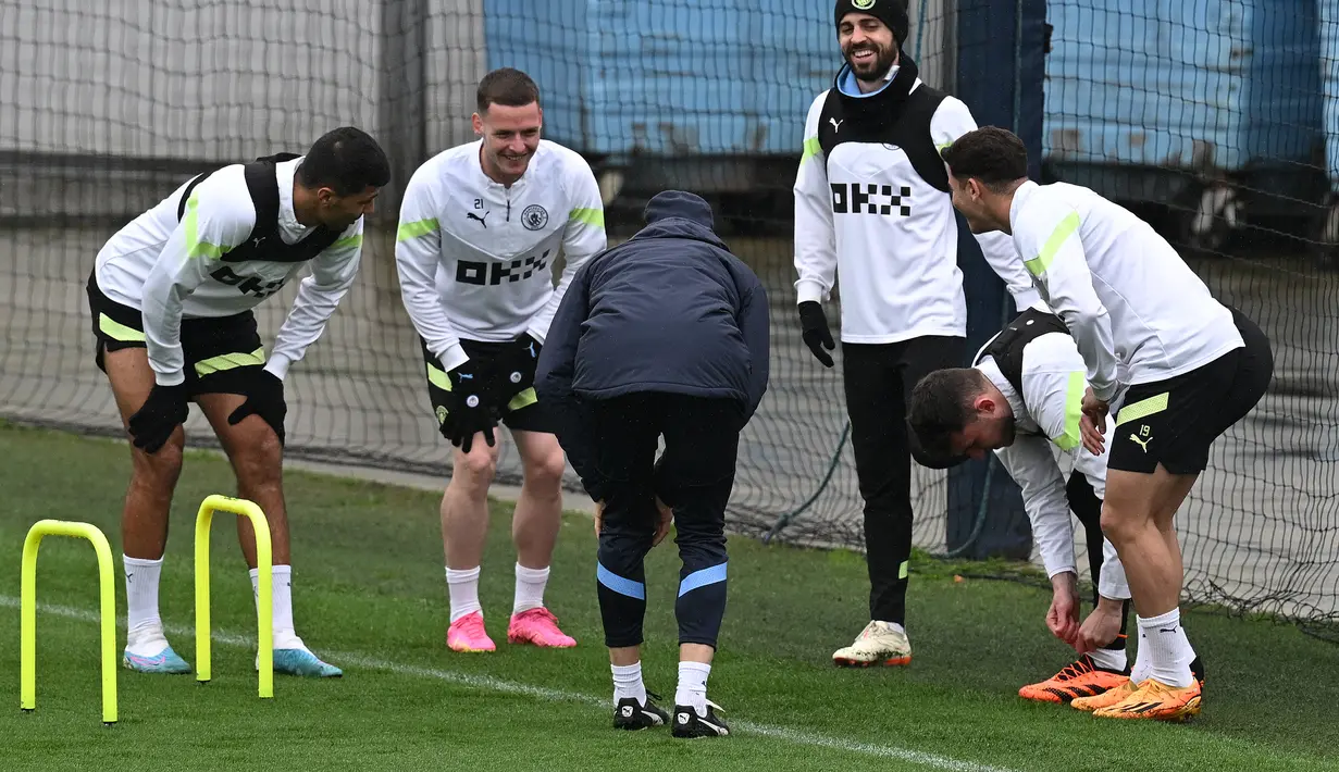 Manchester City akan bertanding melawan juara bertahan Real Madrid di Santiago Bernabeu pada leg pertama semifinal Liga Champions 2022/2023. (AFP/Paul Ellis)