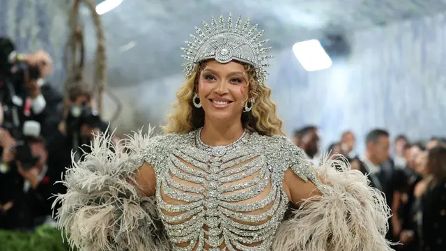 Beyonce tampil di Met gala 2026. [Photo by ANGELA WEISS / AFP]