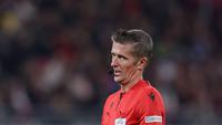 Wasit Daniele Orsato. (AFP/Ronny Hartmann)