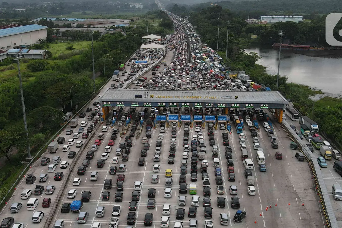 KEPADATAN RUAS JALAN TOL