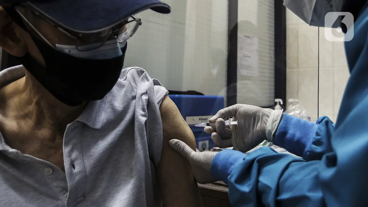 Vaksin COVID-19 Masih Gratis bagi Kelompok Rentan, Begini Tanggapan Epidemiolog