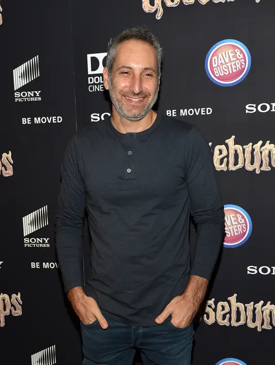 Film arahan sutradara Rob Letterman ini sudah dapat disaksikan di bioskop sejak 14 Oktober 2015. Tentunya cocok untuk menjadi pilihan di akhir minggu. (AFP/Bintang.com)