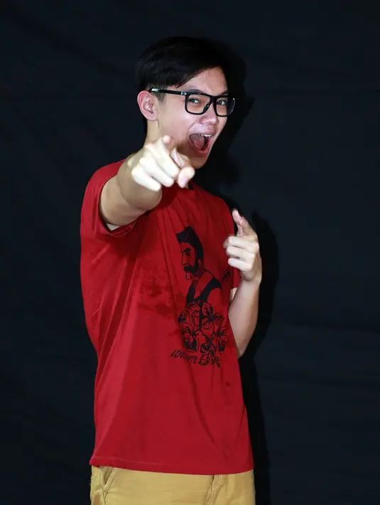 Bukan tanpa alasan, Brandon mengakui kalau bandnya, Lights On, sedang vakum dan membuatnya kian tertarik bagi terjun ke dunia perfilman. (Deki Prayoga/Bintang.com)