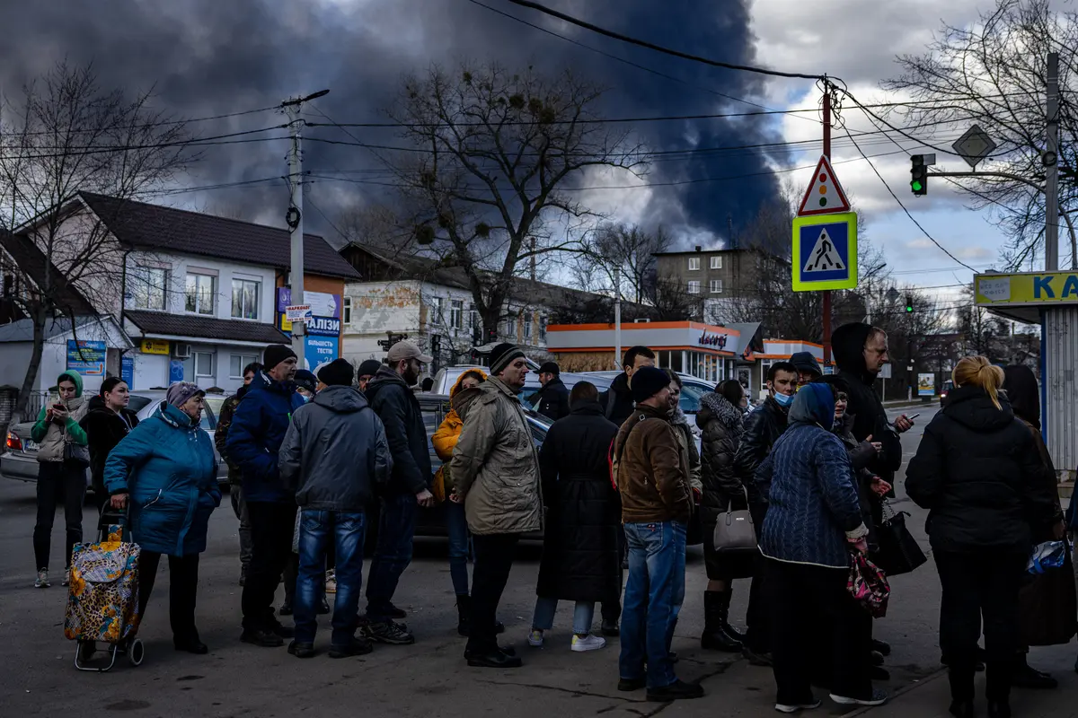 Rudal Rusia Hantam Depot Minyak Ukraina