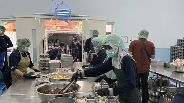 Satuan Pelayanan Pemenuhan Gizi (SPPG) Harapan Mulia, Kemayoran, Jakarta Pusat (Jakpus), kembali menyalurkan Makan Bergizi Gratis (MBG) ke tujuh sekolah dan satu Posyandu usai terakhir beroperasi pada 13 Maret 2026 karena Ramadan hingga libur Lebaran 2026