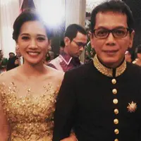 Saat ini nama Gista Putri menjadi sorotan publik. Pasalnya gadis berdarah Sunda ini baru saja menikah dengan seorang praktisi  senior di dunia televisi, Wishnutama Kusubandio. (Via twitter/@OlgasyahputraOFC)