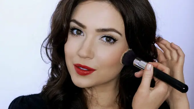 Tutorial Makeup untuk Rayakan Hari Kartini