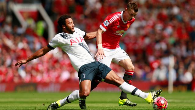 Schneiderlin Siap Putus Silaturahmi Saat MU Jajal Liverpool