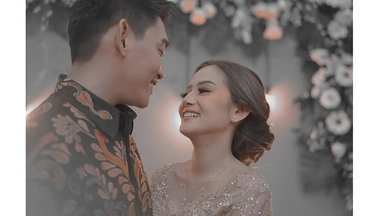 7 Potret Lamaran Ifan Seventeen dan Citra Monica, Penuh Haru Bahagia