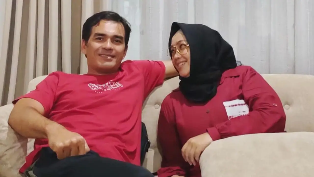 [Fimela] Rina Gunawan dan Teddy Syah