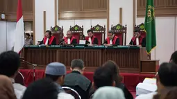 Hakim Ketua Dwiarso Budi Santiarto membuka sidang kelima kasus Basuki Tjahaja Purnama (Ahok) di Auditorium Kementan, Jakarta Selatan, Selasa (10/1). Sidang lanjutan ini menghadirkan lima orang saksi dari JPU. (Liputan6.com/Hendra Setyawan/Pool)