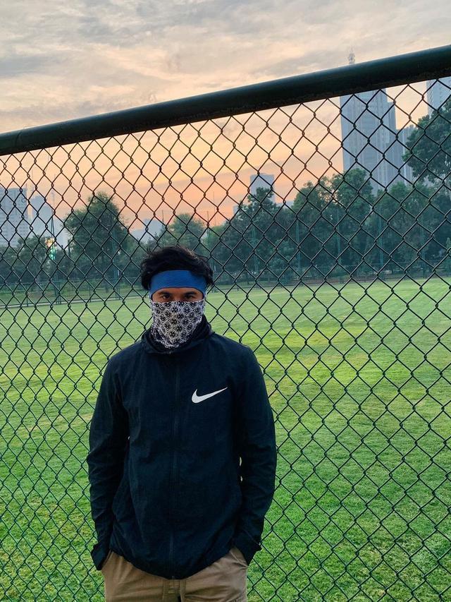 Vino G. Bastian. (Foto: Dok. Instagram @vinogbastian__)