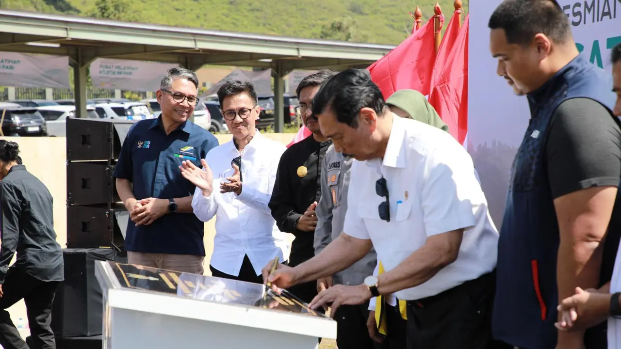 Luhut Binsar Pandjaitan, Dito Ariotedjo