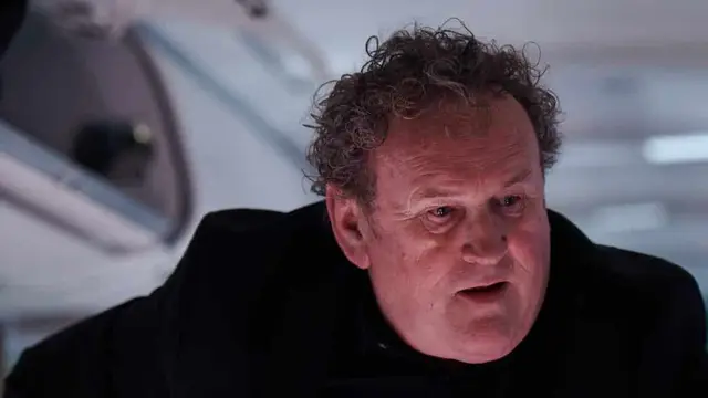 Colm Meaney sebagai Brandon dalam film No Way Up. (Foto: Dok. Altitude Film Entertainment)