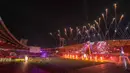 Suasana upacara penutupan SEA Games 2025 di Rajamangala Stadium, Bangkok, Thailand, Sabtu (20/12/2025). Upacara penutupan SEA Games 2025 Thailand menandai berakhirnya pesta olahraga terbesar se-Asia Tenggara yang berlangsung sejak 9 Desember 2025. (Bola.com/Bagaskara Lazuardi)