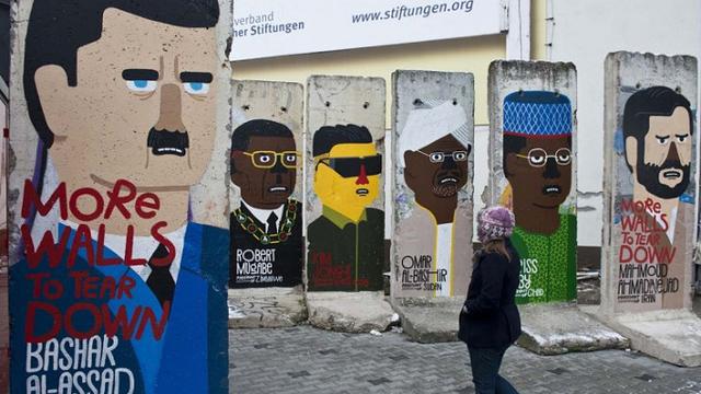 Karikatur Tembok Berlin