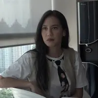 Pevita Pearce belajar lewat games yang dibuat oleh Raditya Dika.