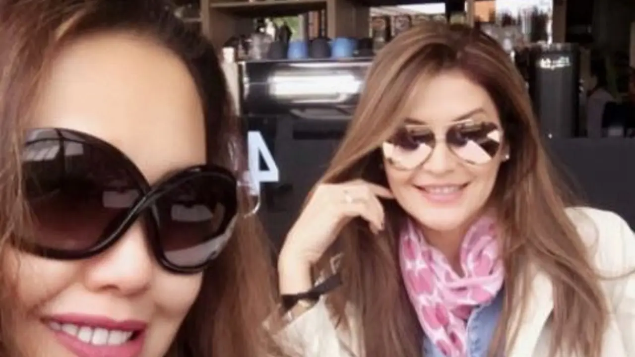 [Bintang] Cindy Claudia dan Tamara Bleszynski