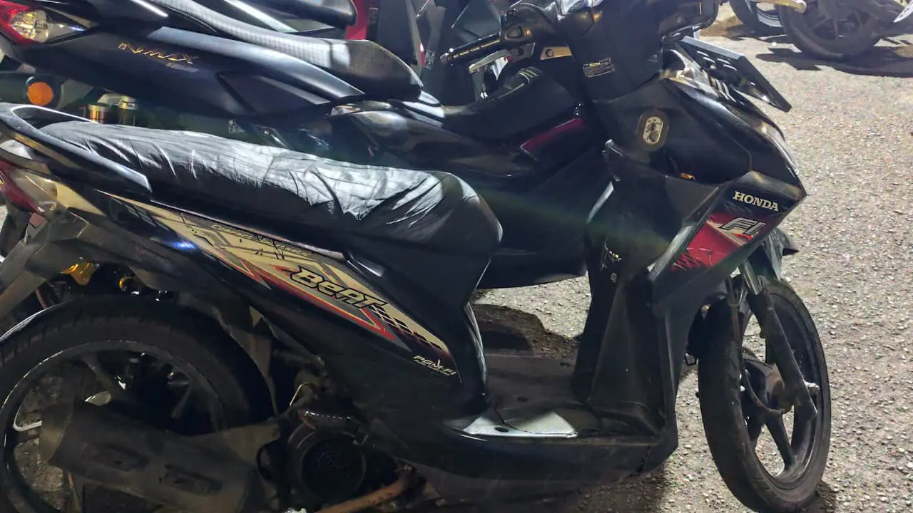 Dua terduga pelaku begal, ditangkap Polisi saat akan beraksi di depan ruko Mitra Interior di alamat Jl. Cipto Mangunkusumo No.127, Ciledug, Kota Tangerang, Senin dini hari, 10 November 2025 (Istimewa)