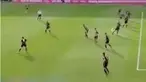 Arsenal tundukkan Bournemouth 2-0 hingga meski hanya meraih hasil imbang, Bayern tetap kokoh di puncak dengan 53 poin.