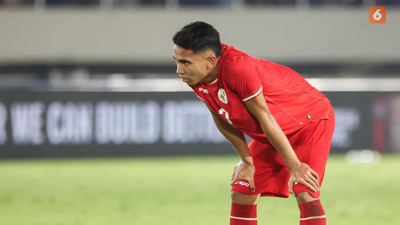 Foto: Frustrasinya Marselino Ferdinan saat Timnas Indonesia Ditaklukkan Filipina dan Tersingkir dari Piala AFF 2024