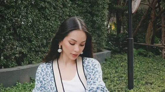 Pearlcore Jadi Tren Fashion, Sentuhan Mutiara Bawa Gaya Anggun nan Timeless