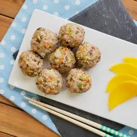 ilustrasi onigiri/sungsu han/Shutterstock