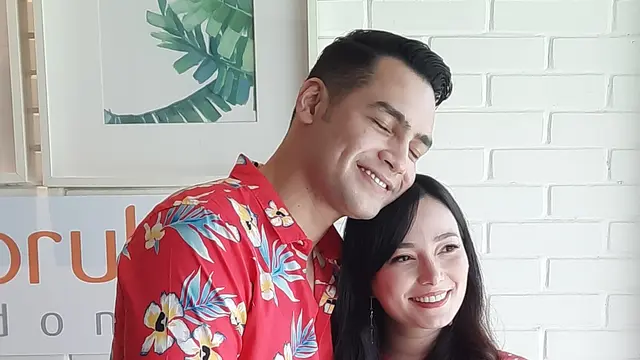 Asmirandah dan Jonas Rivano. (Foto: Wayan Diananto)