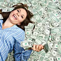 Hidup dikontrol uang? Jangan sampai terjadi. (Sumber foto: wjon.com)