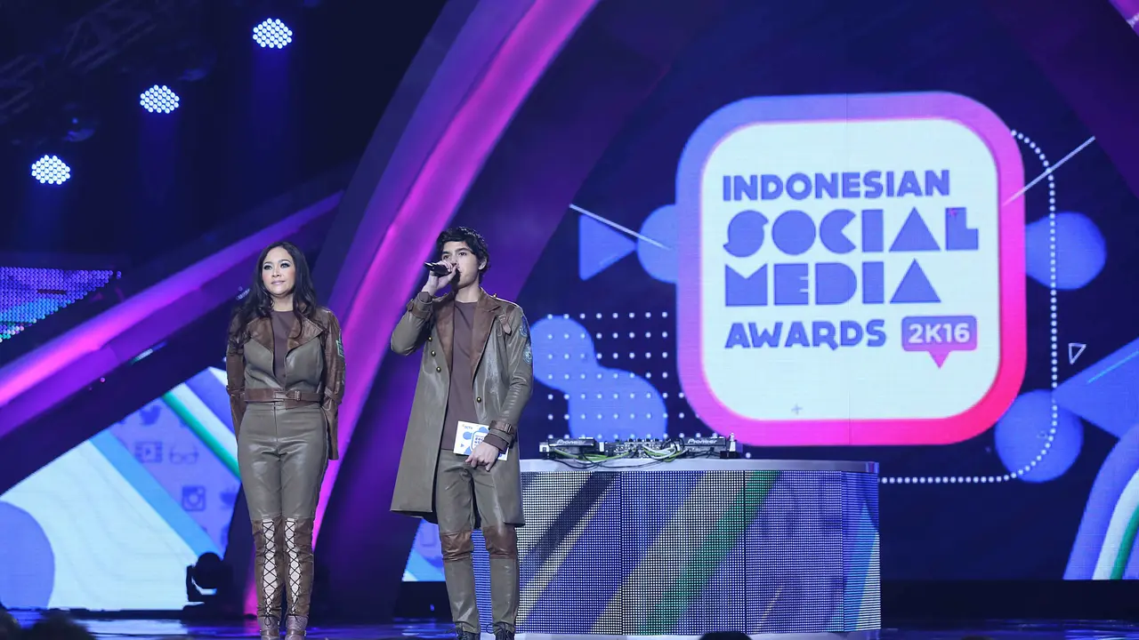 [Bintang] Maia Estianty dan Al Ghazali