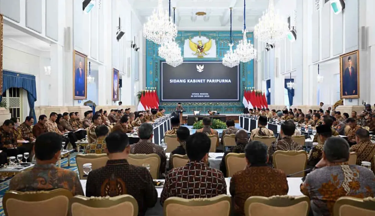 Presiden Republik Indonesia, Prabowo Subianto menggelar Sidang Kabinet Paripurna di Istana Negara Jakarta, Senin (20/10/2025). (Biro Pers Istana Kepresidenan)