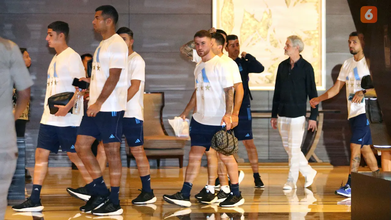 Foto: Penampakan Dua Pemain Muda Manchester Setelah Timnas Argentina Jalani Latihan