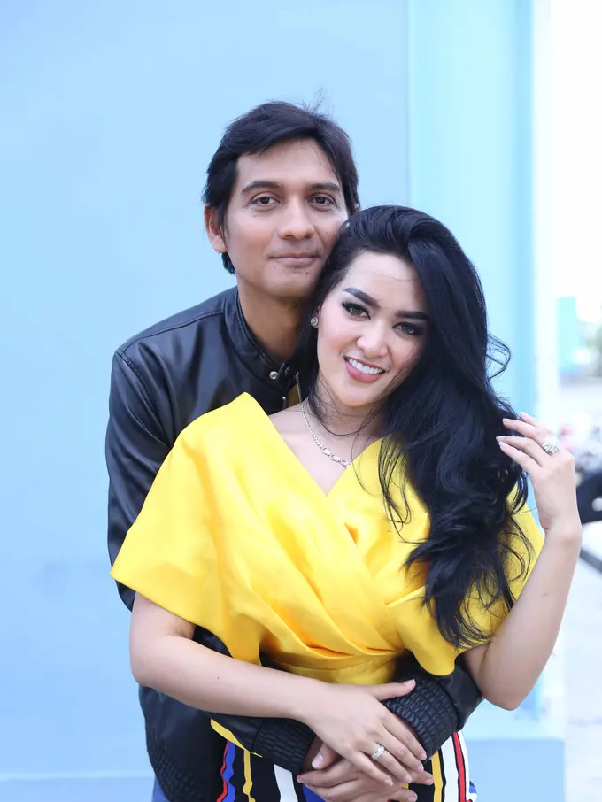 Lucky Hakim dan Tiara Dewi