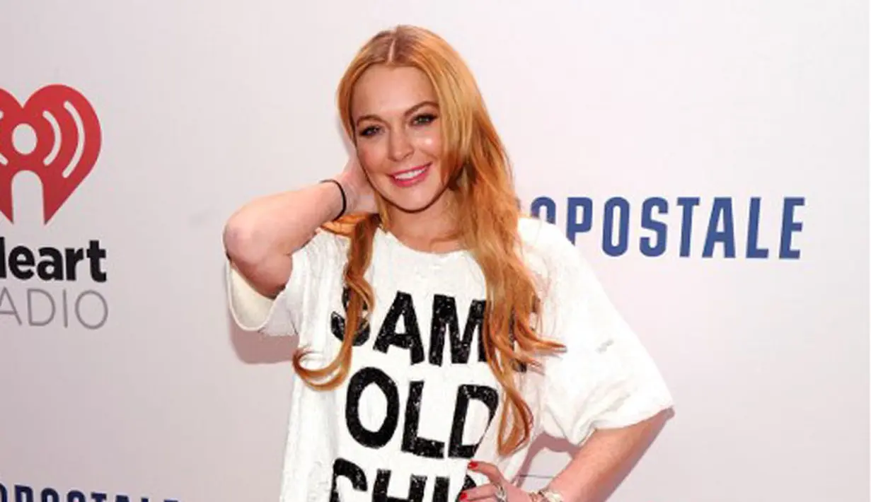 Lindsay Lohan kembali ramai dibicarakan lantaran menghapus unggahan foto di akun Instagramnya. Beberapa waktu lalu artis cantik ini juga ramai dibicarakan soal perpindahannya menjadi seorang muslimah. (AFP/Bintang.com)