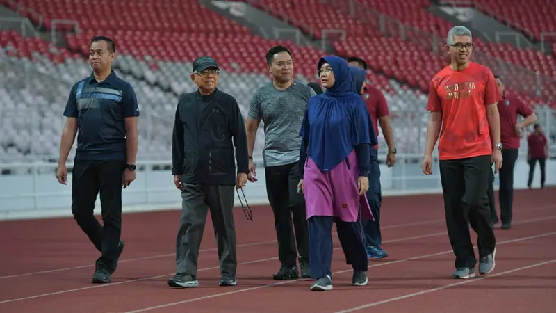 Wapres Ma'ruf Amin olahraga di GBK, Jakarta, Jumat (25/10/2019).