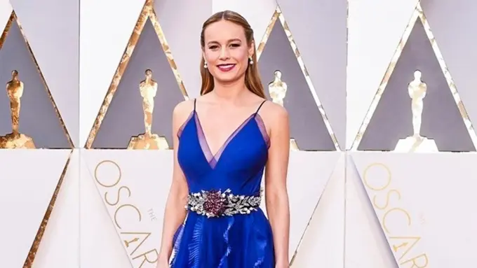 3 Warna Pakaian Ini Membuat Penampilanmu Nampak Elegan