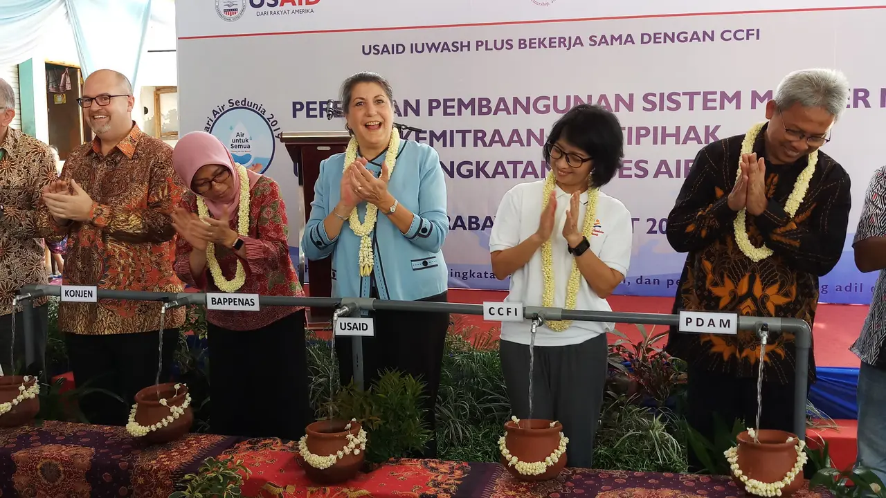 Hampir semua masyarakat Surabaya bisa mengakses air bersih. (Foto: Liputan6.com/Fitri Haryanti)
