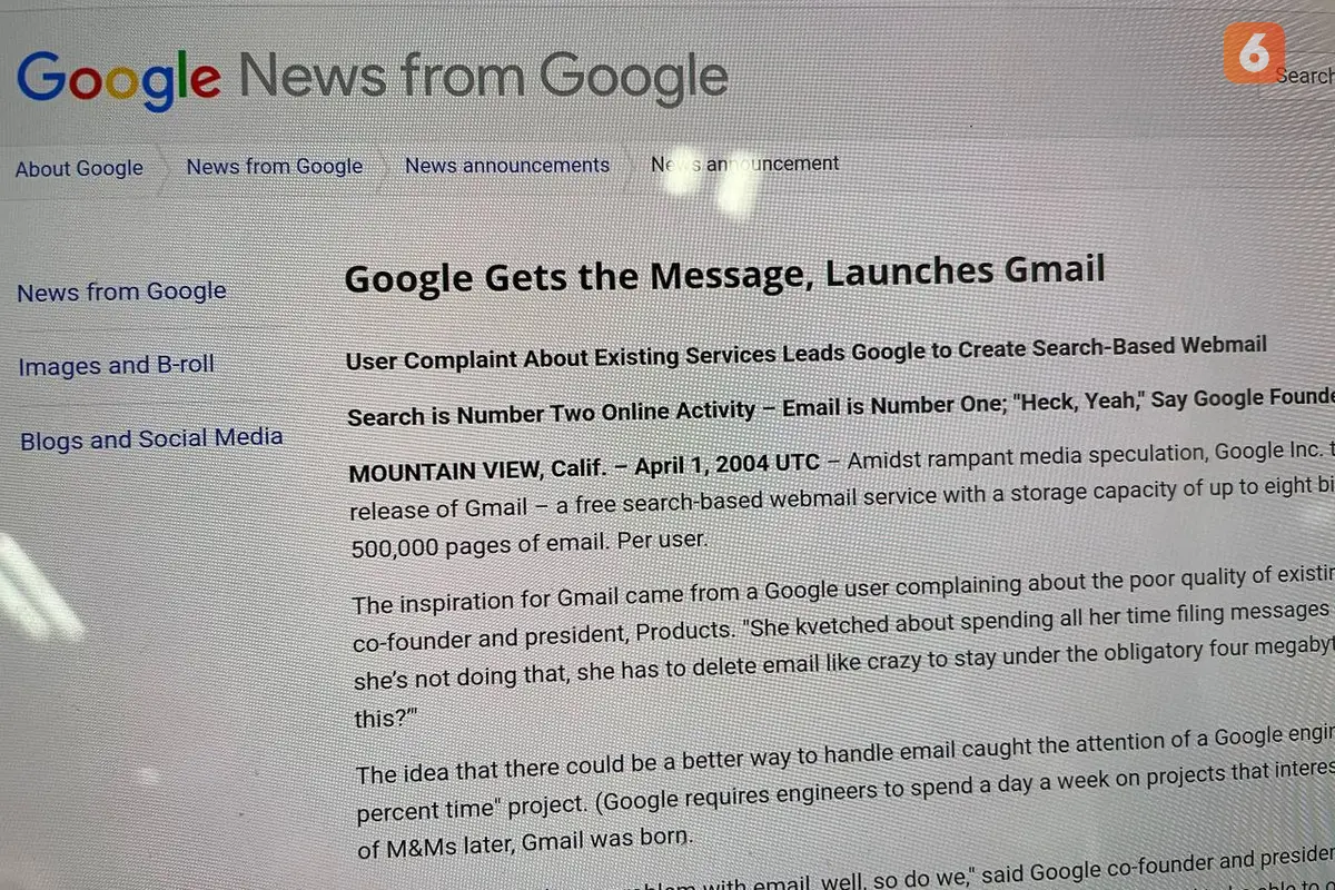 Google merilis Gmail pada April Mop tahun 2004.