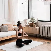 Meditasi secara rutin dapat meningkatkan IQ (foto: Pexels/Pavel Danilyuk)