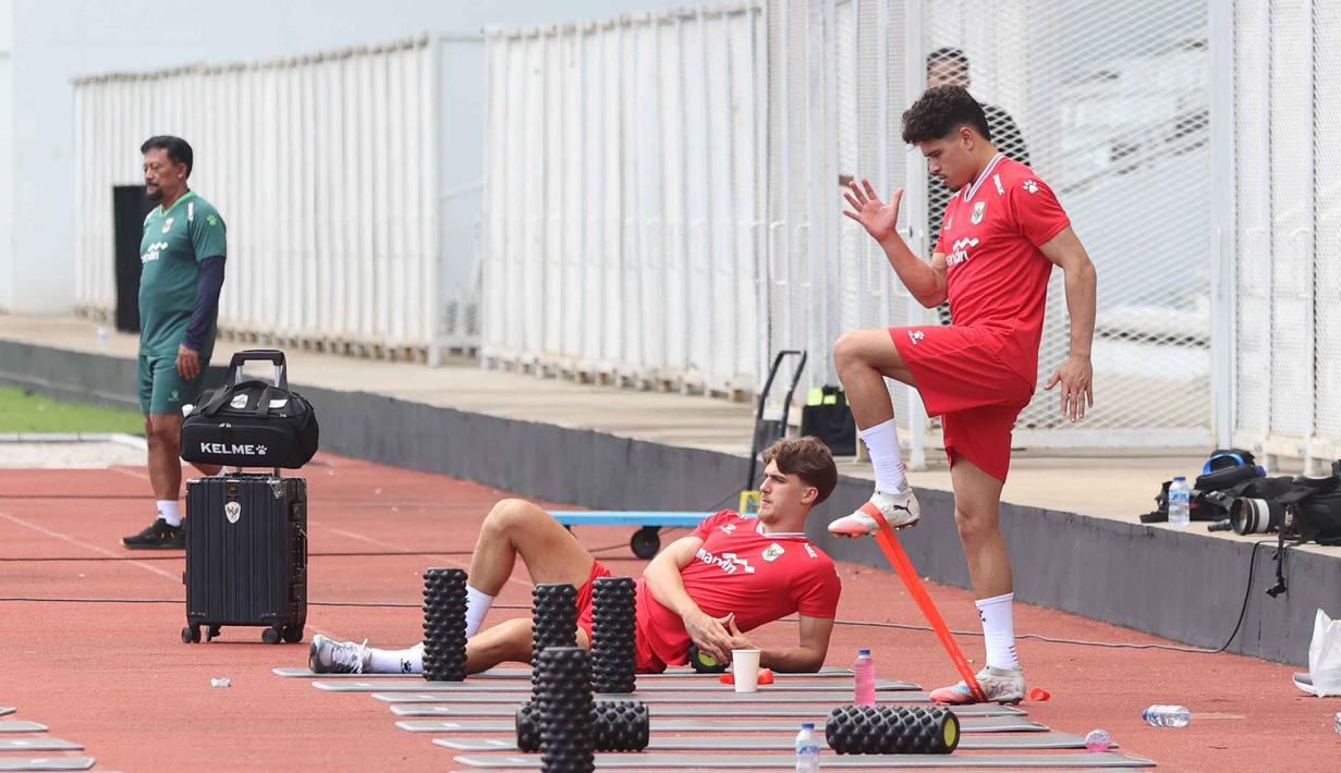 Pemain Timnas Indonesia saat menggelar sesi latihan untuk FIFA Series 2026 Stadion Madya, Kompleks Gelora Bung Karno, Senayan, Jakarta, Minggu (29/3/2026). (Bola.com/M Iqbal Ichsan)